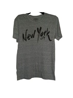Phantom of Broadway Gray Tee Size Small
